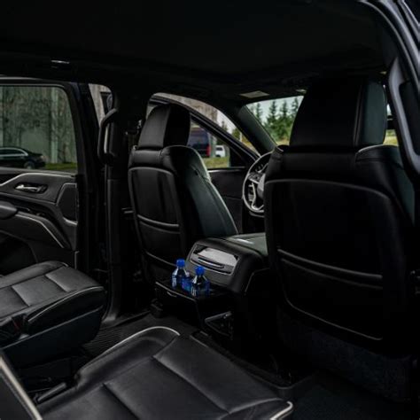 Black SUV Car Become More Popular in Washington - Why? - SRTC Limo