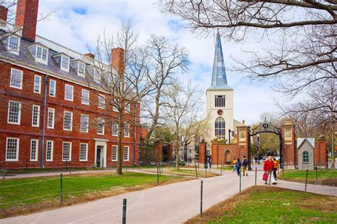 Premium Photo | Cambridge, usa - april 29, 2015: first parish church in ...