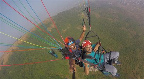 Paragliding In Kamshet | Price, Time & Booking Details