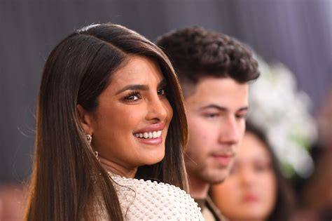 Priyanka Chopra and Nick Jonas beautiful Images at Grammy 2020 ~ Live ...