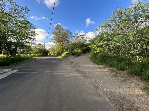 Hiking the Koko Crater Stairs on Oʻahu, Hawaiʻi — noahawaii