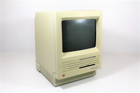 Macintosh SE Upgraded to SE-30 (note the dash) – VintageComputer.ca