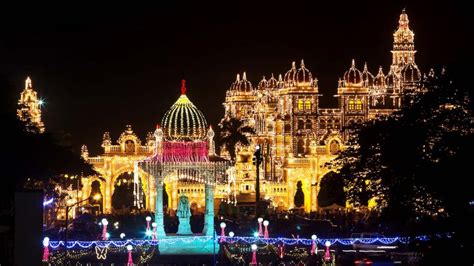 Mysore Dasara: History, Mythological Significance of Dussehra ...