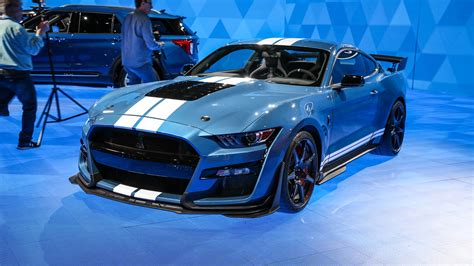 First 2020 Ford Mustang Shelby GT500 Sells for $1.1 Million ...