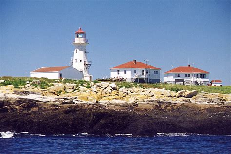 https://flic.kr/p/6ahwaY | Machias Seal Island Lighthouse, New ...