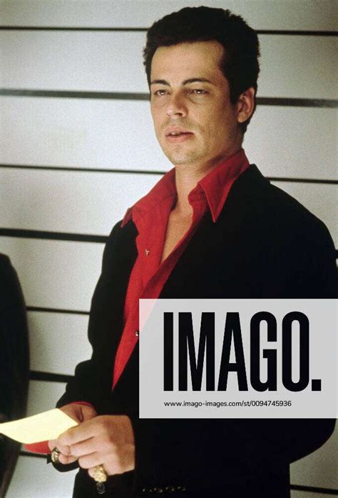 Benicio Del Toro Characters: Fred Fenster Film: The Usual Suspects (USA ...