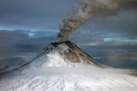 Research aims to better understand the threat of Augustine Volcano ...