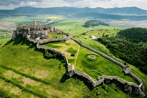 Spiš castle - UNESCO World Heritage | SLOVAKATION