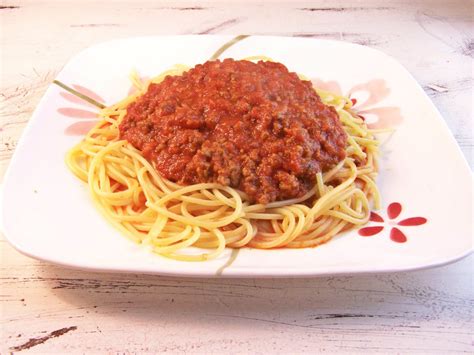 The Lunatic Gets Sauced: Slow Cooker Red Sauce/Spaghetti Sauce