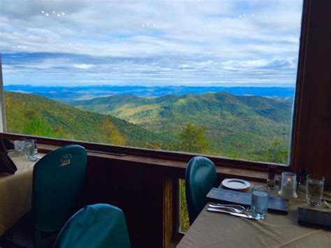 Pisgah Inn Restaurant Has The Best Fall Foliage Views On The Parkway in ...