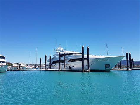 How to Plan Your Luxury Yacht Vacation | CharterLux™