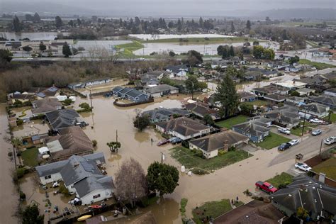 AP PHOTOS: Storms lash California with more rain, high surf | AP News