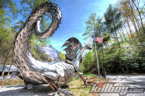 Tail of the Dragon at Deals Gap – Motorcycle and sport car tourism ...