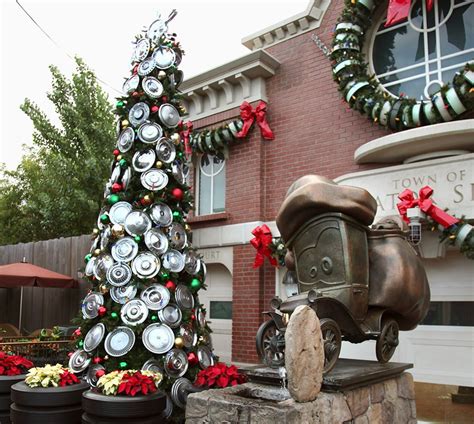 Christmas Trees of the Disneyland Resort | Disney Parks Blog