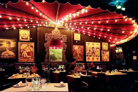 10 of the Wackiest Theme Restaurants Around the U.S. | Pirates dinner ...