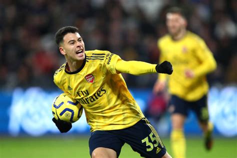 Martinelli wants to repay Arsenal fans with goals and titles