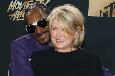 Martha Stewart reveals what Snoop Dogg got her for the holidays