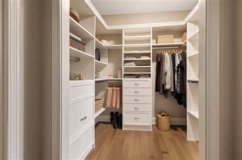 20 Creative Small Walk-In Closet Ideas and Tips