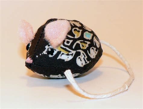 Blog – PlanetJune by June Gilbank » catnip mouse toy