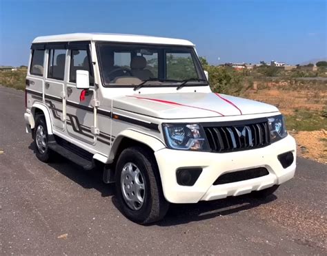 Rusty old 2009 Mahindra Bolero converted into sparkling new 2023 model ...