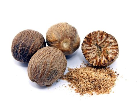 The Spice Cabinet: Nutmeg - Casa Mia Tours