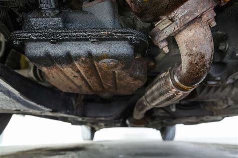 Engine Oil Leaks: Causes & Effects - Reliable Oil Change in Kyle TX