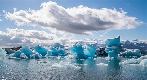 The Glacier Lagoon of Iceland - www.exclusivetravel.is