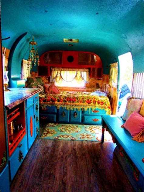 20+ Cozy & Colorful RV Interior Ideas For Cheerful Camping Trip ...