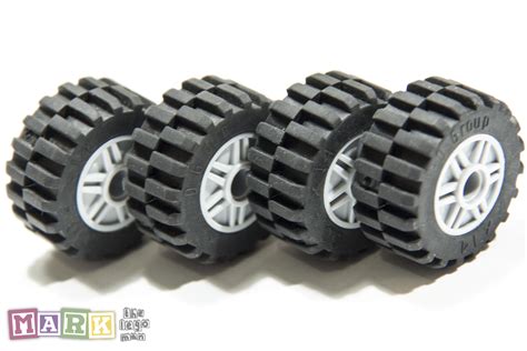 Lego Job Lot 4x Light Grey Wheels 55981 & 4x Black Tyres 30.4×13 | Mad ...