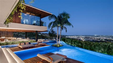 The Truth About The $40 Million Home On Selling Sunset