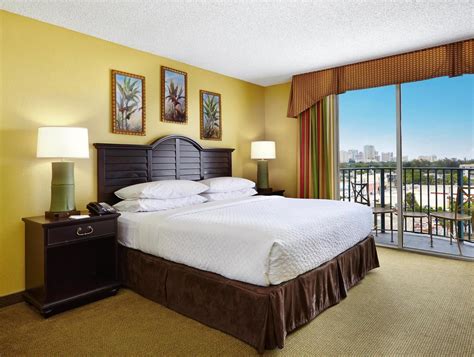 Embassy Suites Fort Lauderdale 17Th Street Hotel in Fort Lauderdale (FL ...