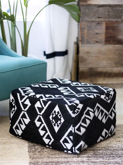 30 DIY Ottoman & Floor Pouf Projects: Awesome Tutorials & Ideas for ...