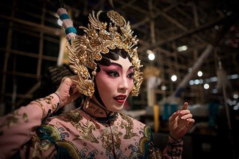 Cantonese opera, Hong Kong - in pictures | Chinese opera, Opera, Opera ...