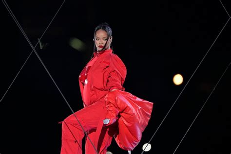 Super Bowl 2023: Watch Rihanna's full halftime show performance