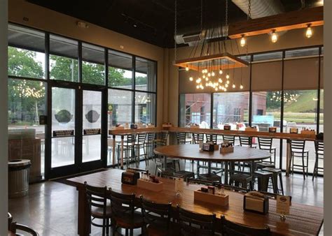 Highest-rated Breakfast Restaurants in Knoxville, According to ...