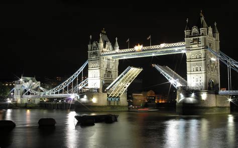 The London Bridge View At Night | Travel and Tourism