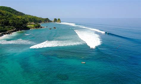 Nihi Sumba – Perfect Wave Travel