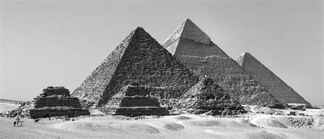 Giza Secret Revealed: How 10,000 Pyramid Builders Got Fed | Live Science