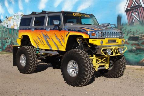 CUSTOM LIFTED 2003 HUMMER H2 - Off Road Wheels