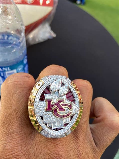 Muskegon native fashions glittering Super Bowl ring earned as Chiefs ...