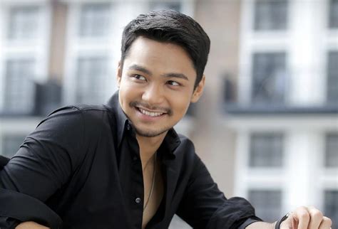 nama nama artis lelaki malaysia - Adrian Chapman