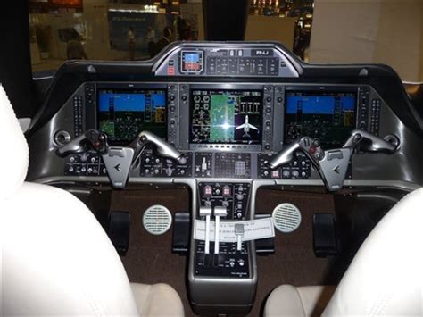 Embraer Phenom 300 Performance Specs