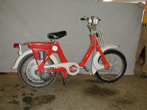 1967 Honda P50, Red | Moped Photos — Moped Army