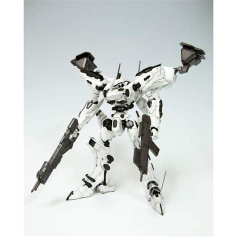 Armored Core: Verdict Day LINEARK WHITE-GLINT Model Kit figure ...