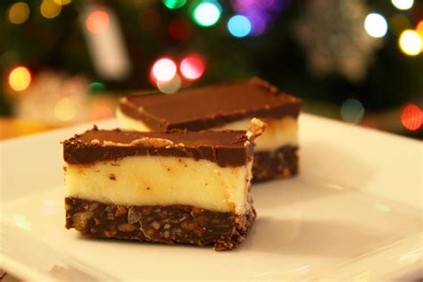 Nanaimo Bars Easy Recipe, Cookie | Recipes Tab