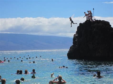 TripBucket - Cliff Jump Black Rock, Maui, Hawaii | Maui travel, Trip to ...