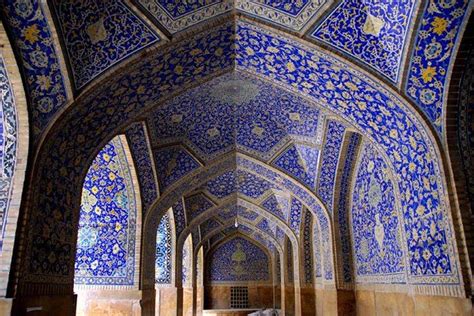 Isfahan | Iranian Tours | Places to Visit in Iran | Persian Voyages