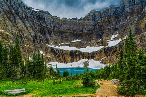 5 Most Beautiful Lakes in Montana’s Glacier National Park