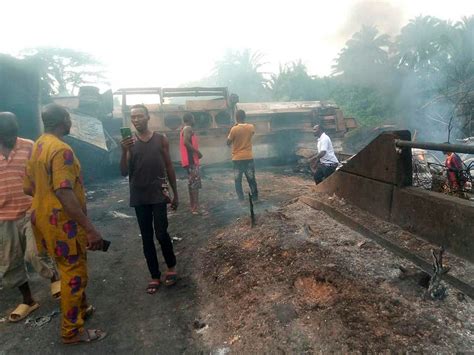 12 killed in Nigeria gasoline tanker explosion, police say