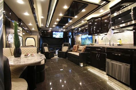 Top 5 Luxurious RVs | Luxury rv living, Luxury motorhomes, Luxury rv